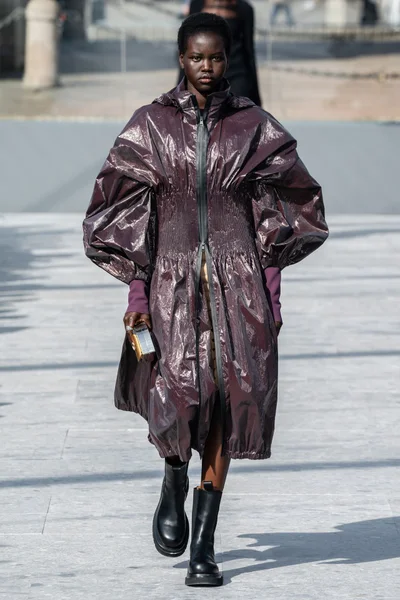 Look 34